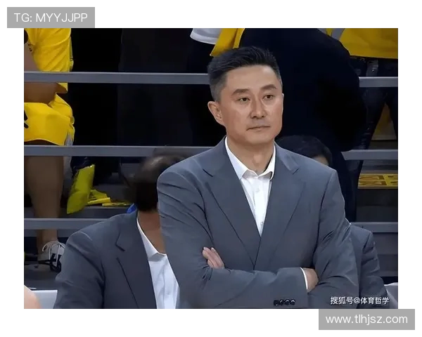 北京篮球队以53分稳居锦标赛积分榜首位争夺冠军势头强劲